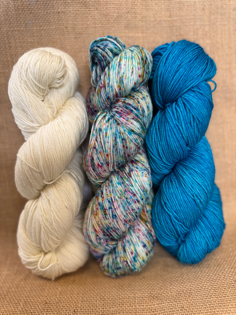 Casapinka Hiss and Vinegar MKAL 2025 - Malabrigo Sock - Parade