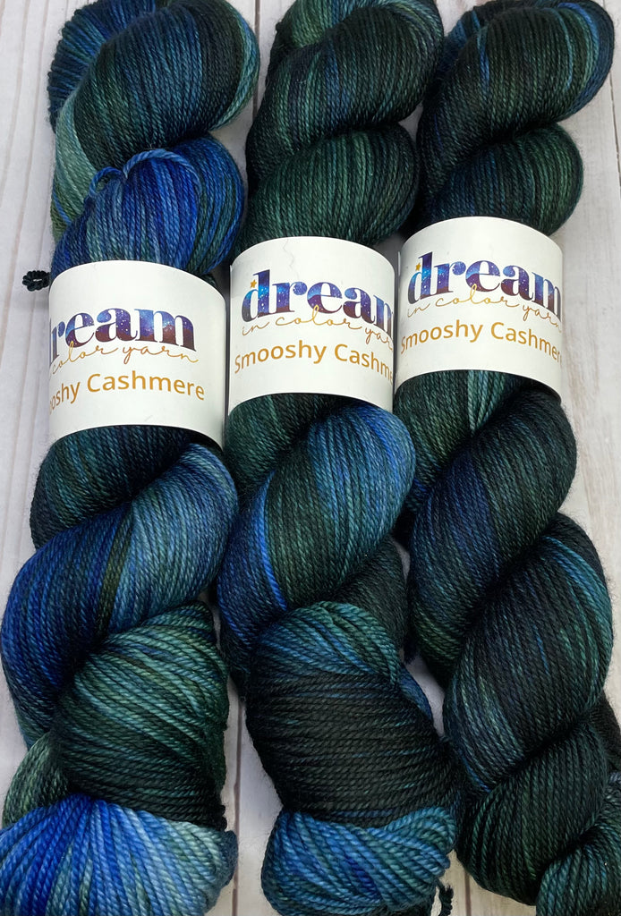 Smooshy with Cashmere - Holly