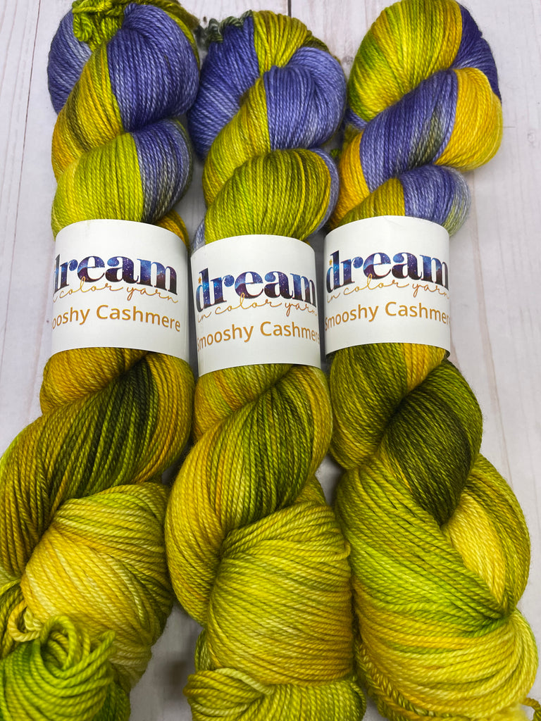 Smooshy with Cashmere - Assigned Pooling Violet Fields