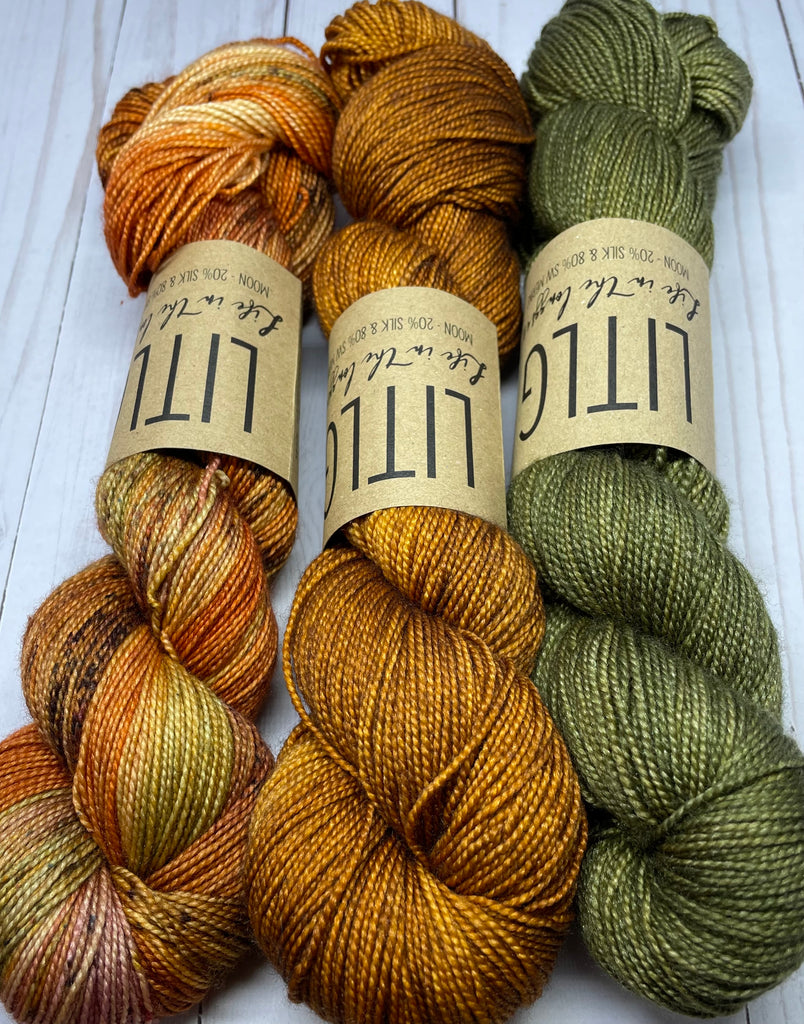 EFFUARY Quindici Shawl Kit - Moon Merino/Silk - Autumn/Grove