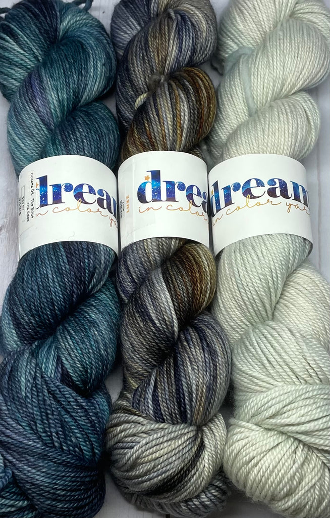 Pawsitively in Love Shawl Kit - The Edge