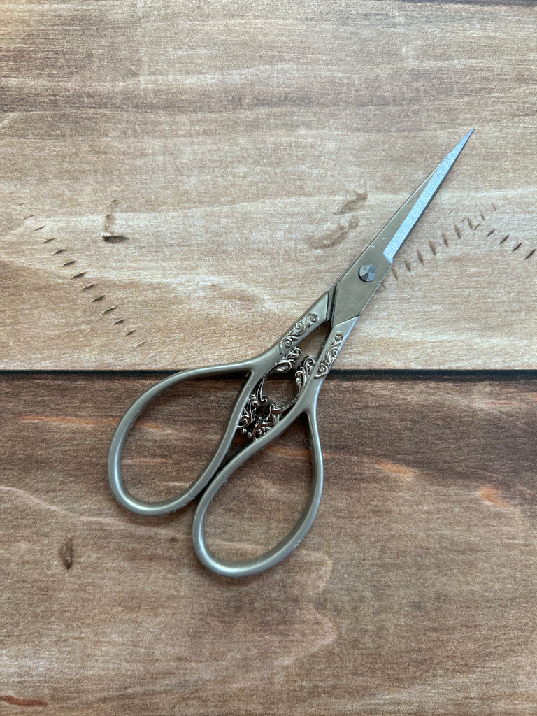 Victorian Scrollwork Scissors