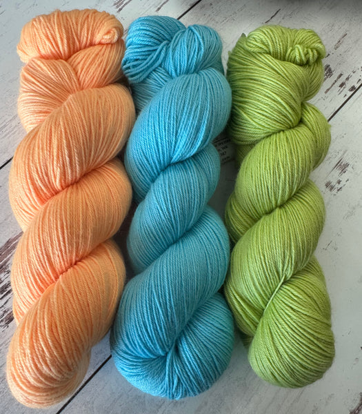 Casapinka Hiss and Vinegar MKAL 2025 - Cascade Heritage - Cool