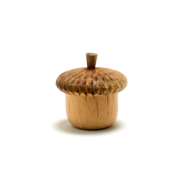Stitch Marker Holding Acorn
