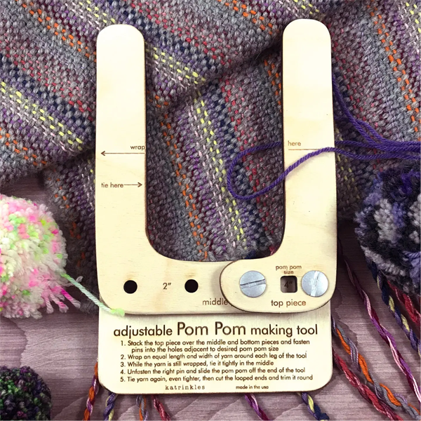 Adjustable Pom Pom Making Tool