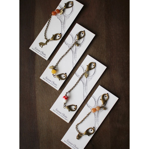 Woodland Scissor Chains