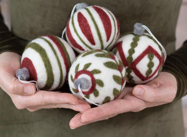 Christmas Ornaments Needle Felting Kit