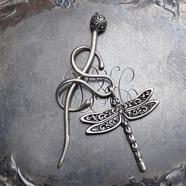 Filigree Dragonfly Charm Lock Shawl Pin