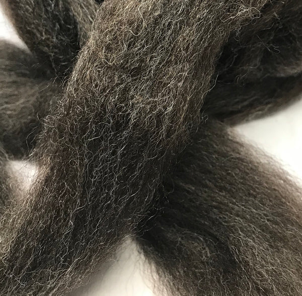 New Zealand Corriedale Sliver - Dark Natural (4 oz)