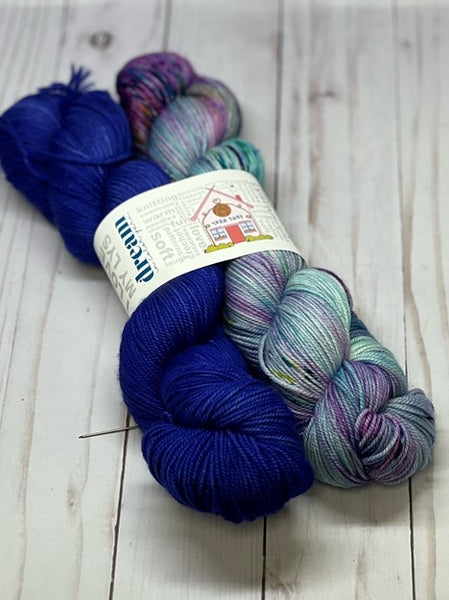 Smooshy with Cashmere - LYS Pair Bedtime/Janet's Best Blue
